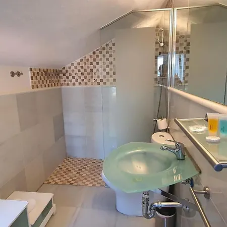 Torre De La Mezquita *