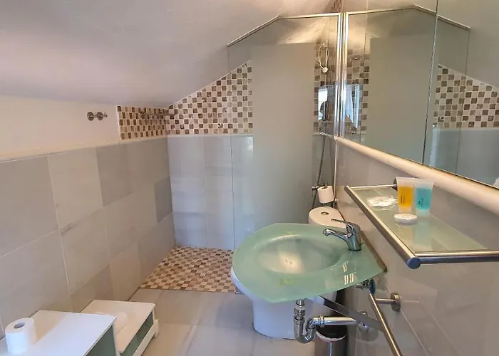 Torre De La Mezquita *