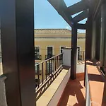 Torre De La Mezquita Apartment